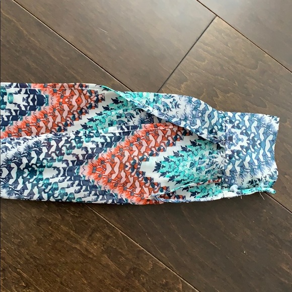 S Long Sleeve Crop Top - Picture 3 of 4